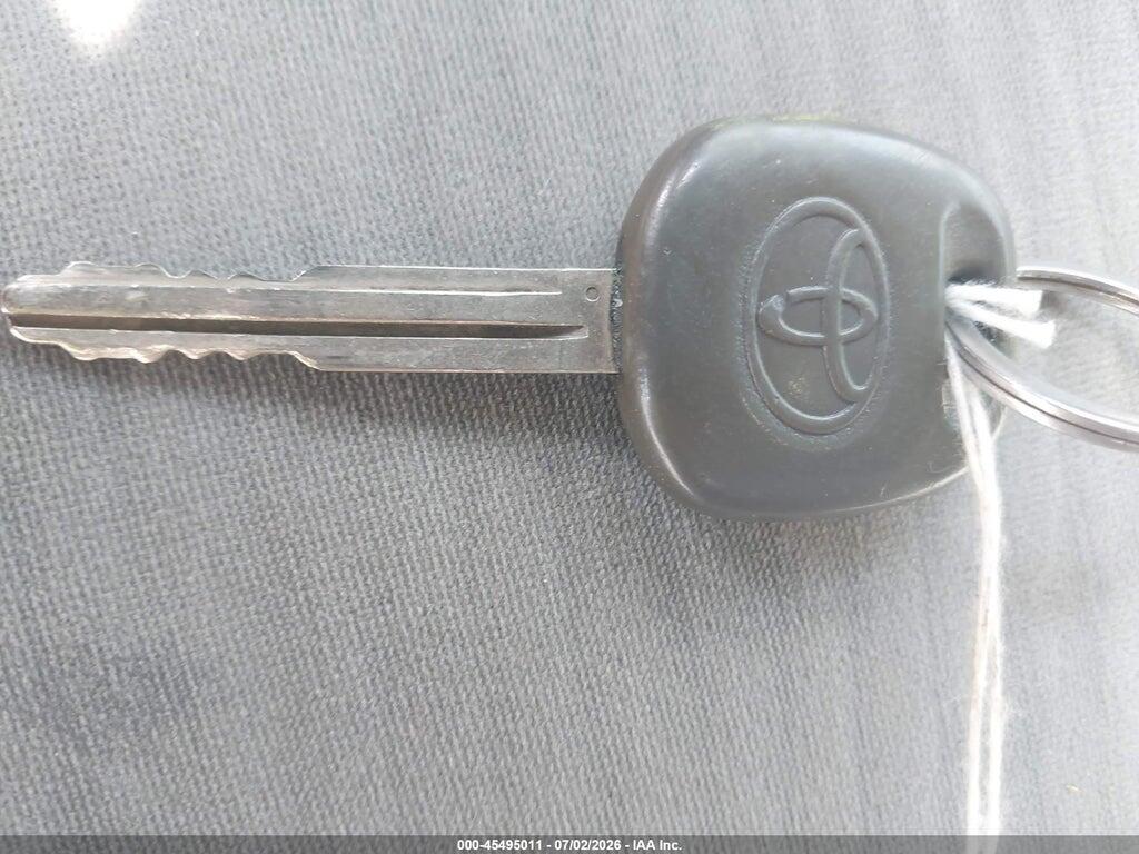 2T1BU4EE1AC191573 2010 TOYOTA COROLLA photo no. 11