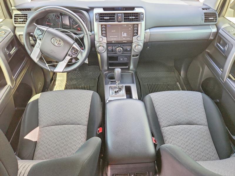 2020 TOYOTA 4RUNNER SR5 — Фото 8 из 12