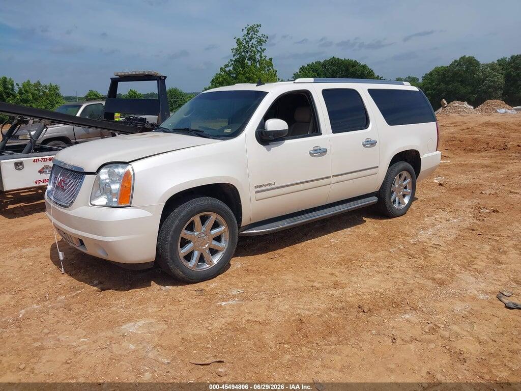 1GKS2MEFXDR241710 2013 GMC YUKON XL 1500 photo no. 2