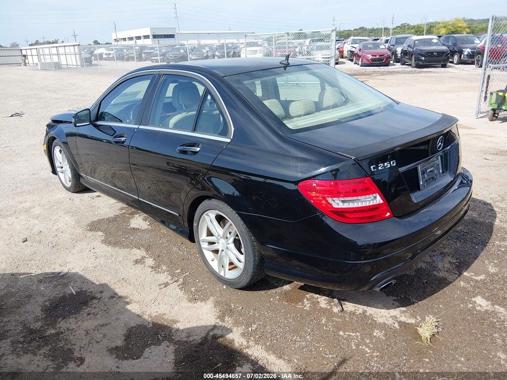 WDDGF4HB1EA944424 2014 MERCEDES-BENZ C 250 photo no. 3