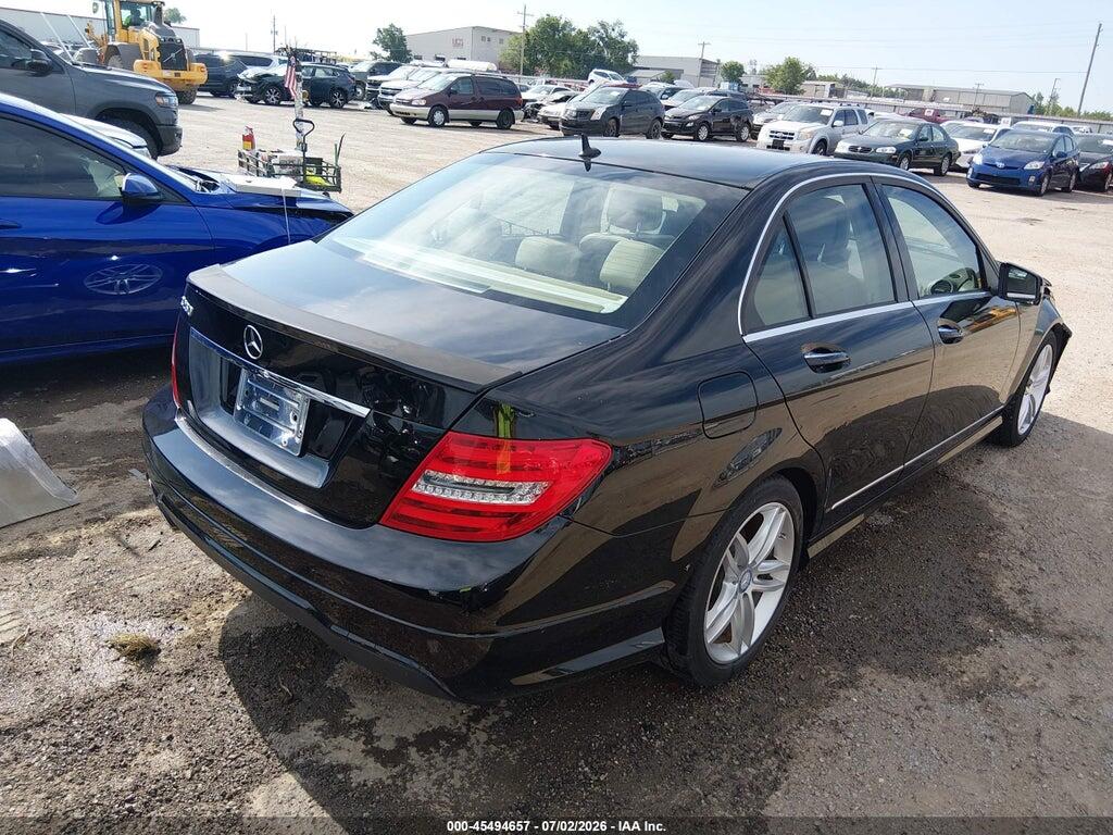 WDDGF4HB1EA944424 2014 MERCEDES-BENZ C 250 photo no. 4