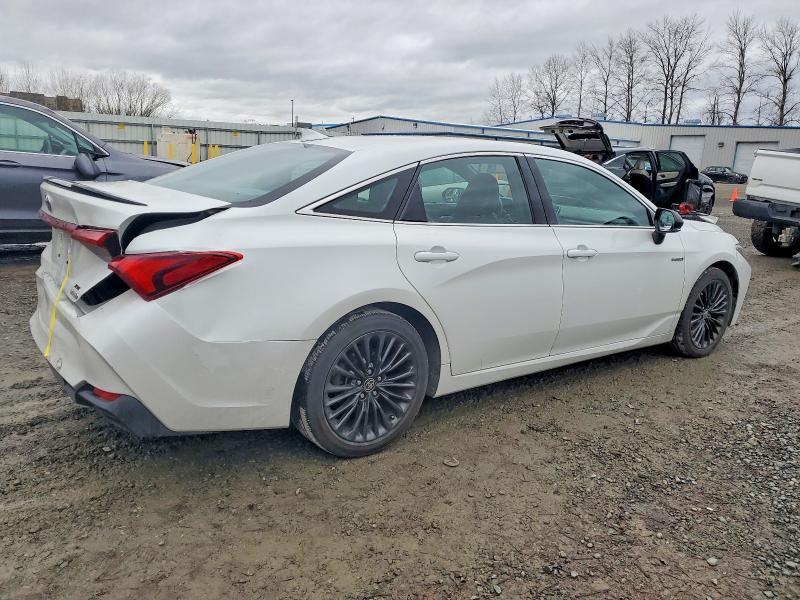 2020 TOYOTA AVALON XSE — Фото 3 из 12