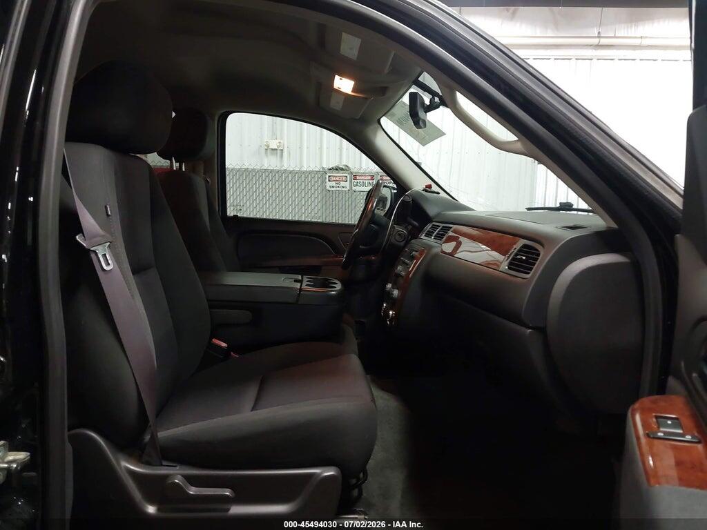 3GNTKEE72DG296738 2013 CHEVROLET AVALANCHE photo no. 5