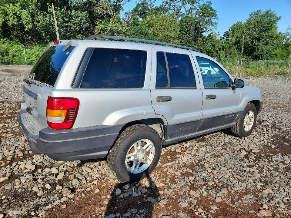 2024 JEEP GRAND CHEROKEE LAREDO — Фото 3 из 13