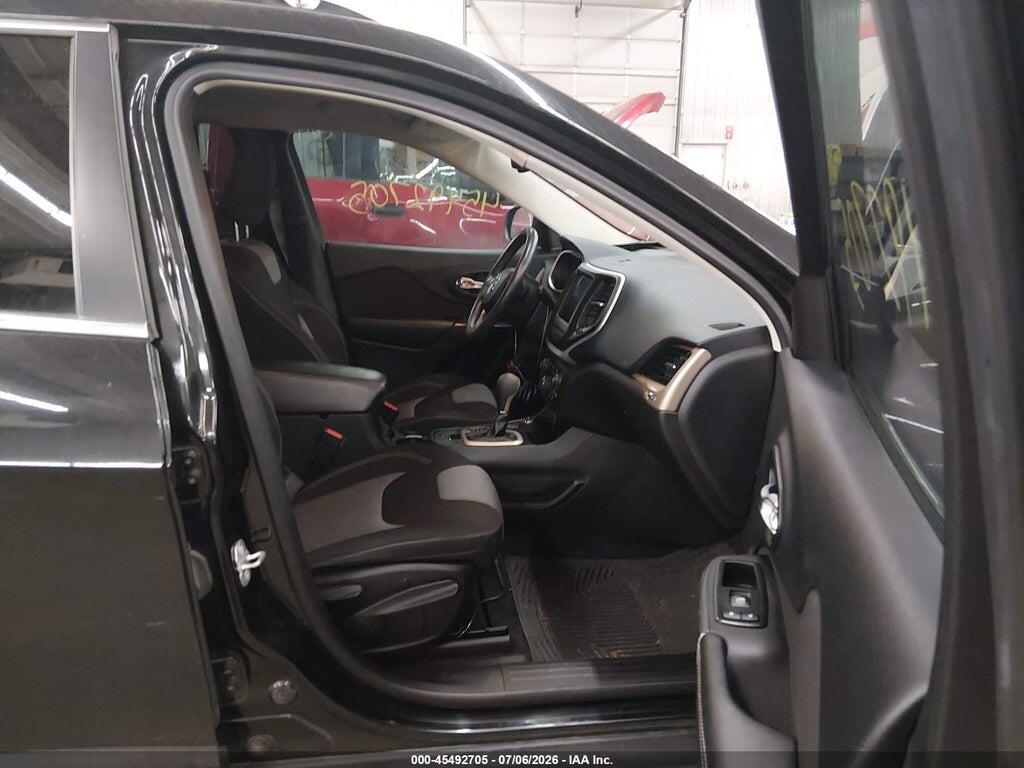 1C4PJMCB0EW196932 2014 JEEP CHEROKEE photo no. 5