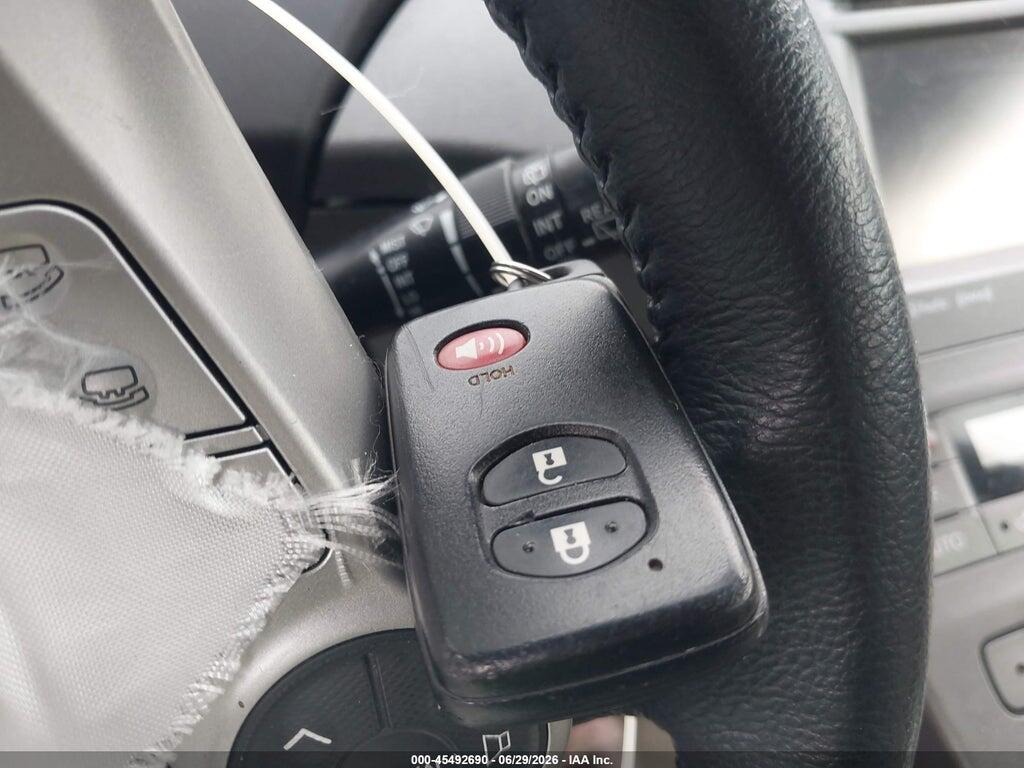JTDKN3DUXF1889823 2015 TOYOTA PRIUS photo no. 11