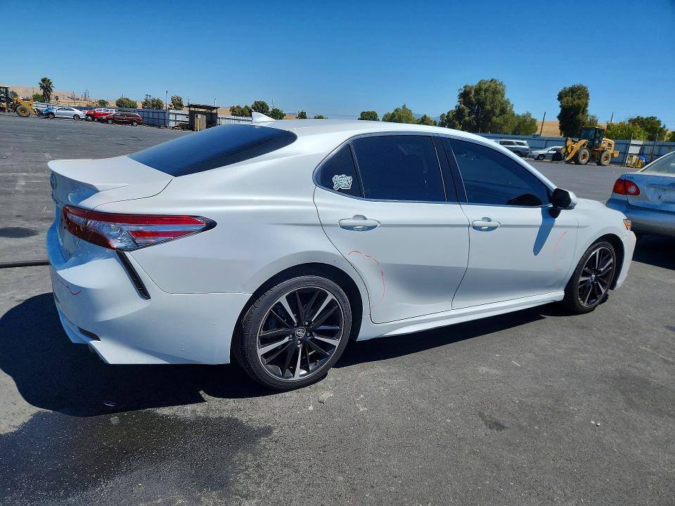 4T1K61AK1LU914134 2020 TOYOTA CAMRY photo no. 3