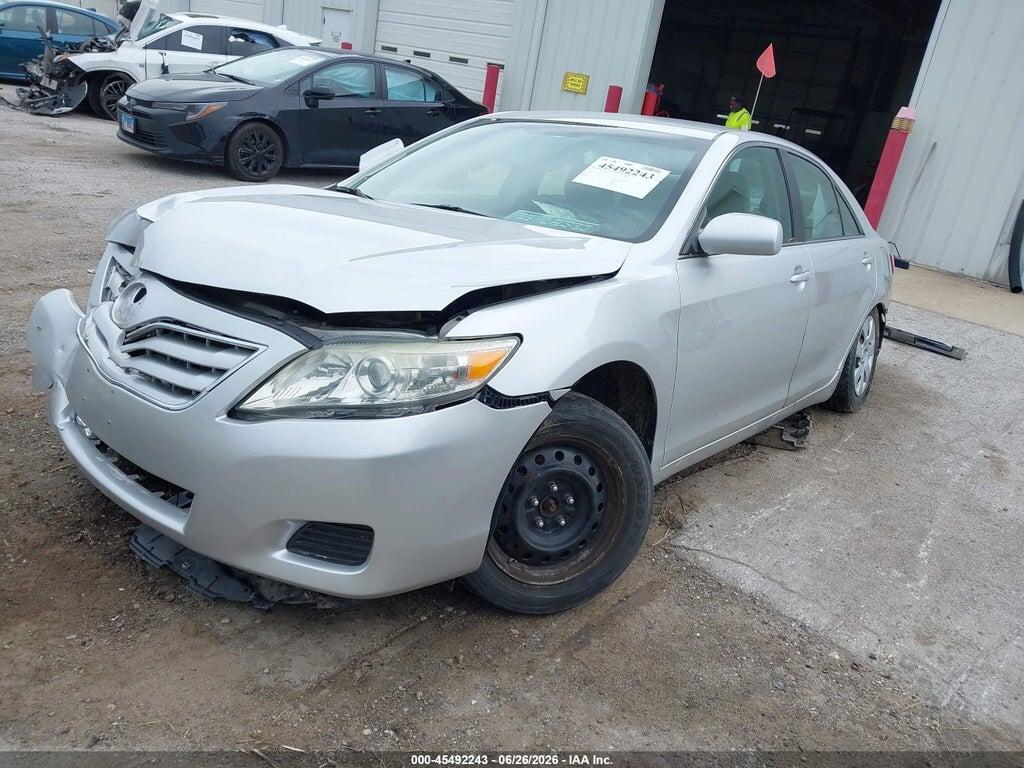 4T4BF3EK4BR102823 2011 TOYOTA CAMRY photo no. 2