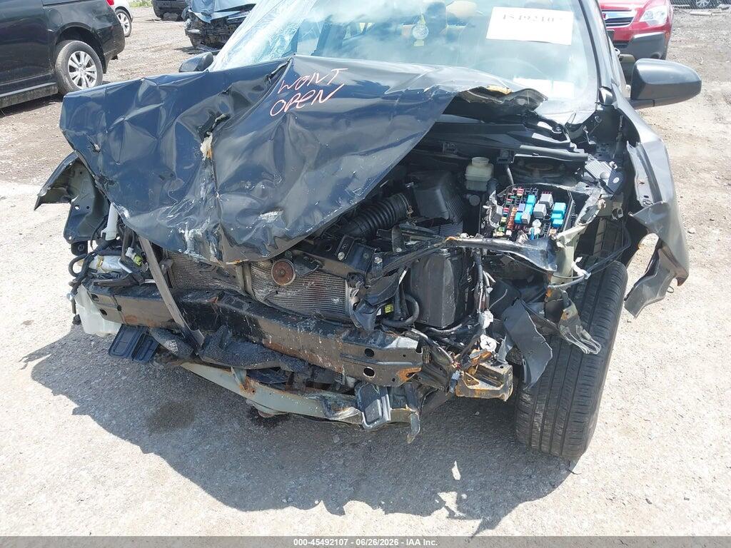 2T1BURHE9FC377636 2015 TOYOTA COROLLA photo no. 6