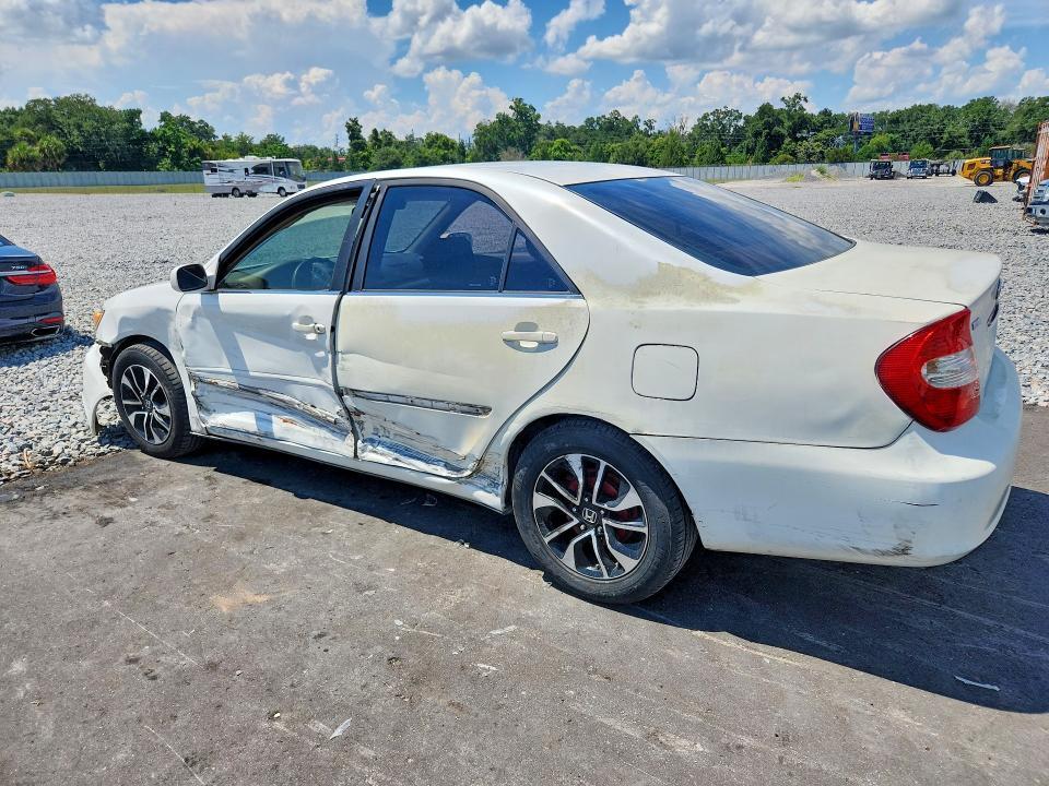 JTDBE32K740282587 2004 TOYOTA CAMRY photo no. 2
