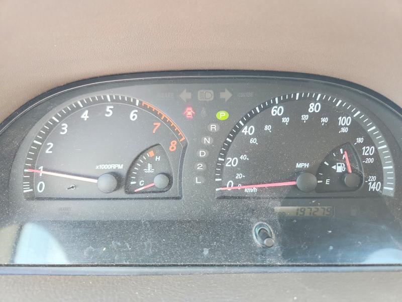 JTDBE32K740282587 2004 TOYOTA CAMRY photo no. 9