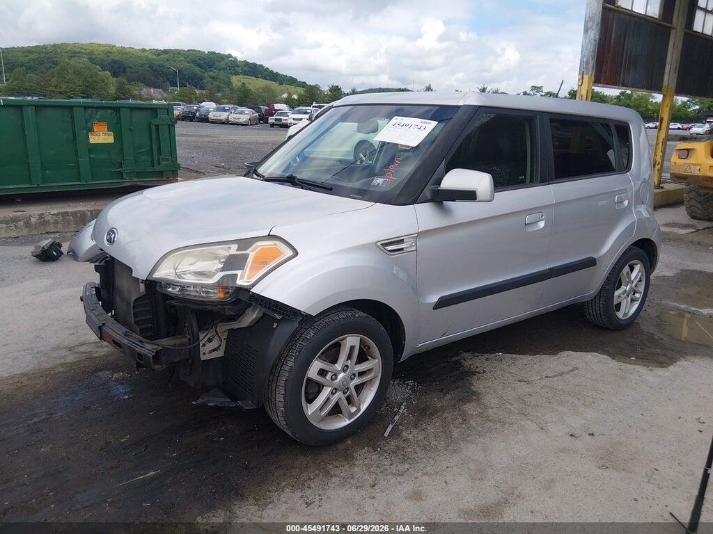 KNDJT2A2XA7702133 2010 KIA SOUL photo no. 2