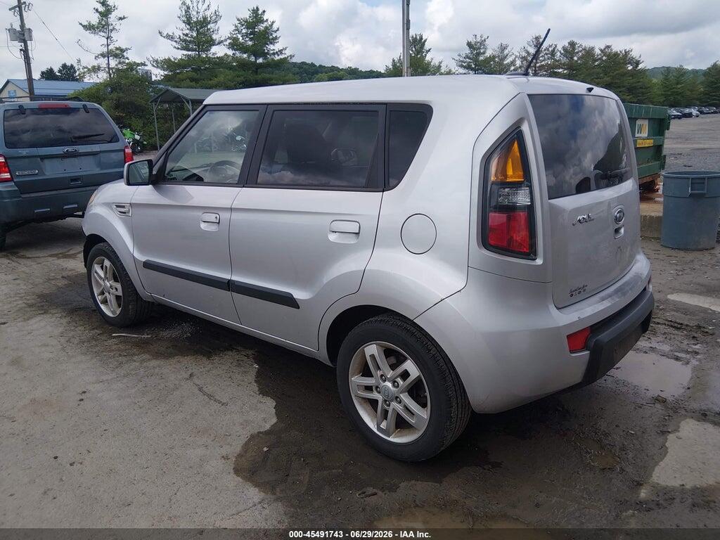 KNDJT2A2XA7702133 2010 KIA SOUL photo no. 3