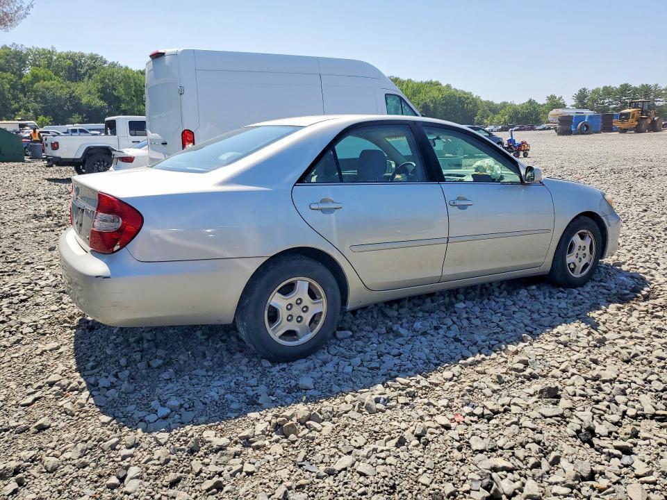 2003 TOYOTA CAMRY LE V6 — Фото 3 из 12