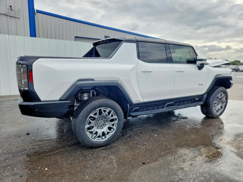 2025 GMC HUMMER PICKUP 3X — Фото 3 из 13