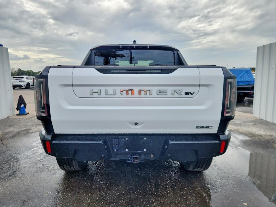 2025 GMC HUMMER PICKUP 3X — Фото 6 из 13