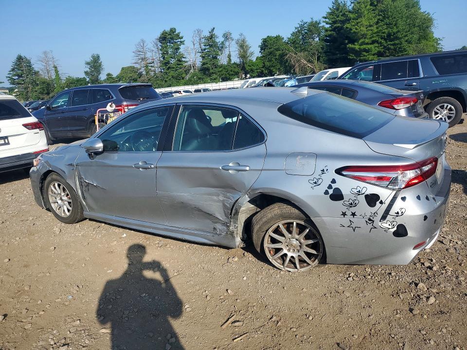 2020 TOYOTA CAMRY — Фото 2 из 12