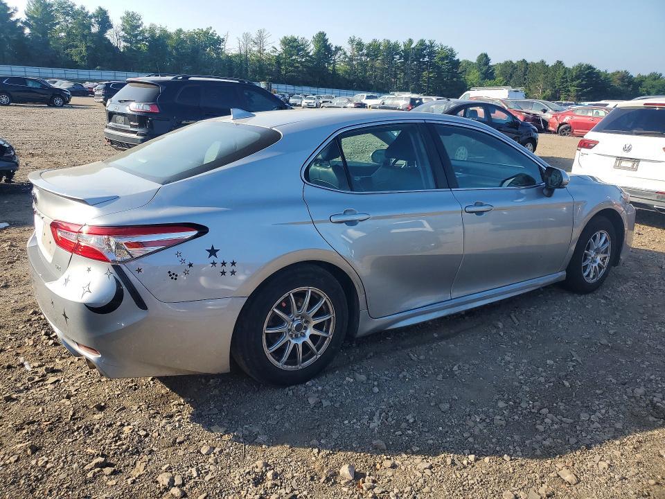 2020 TOYOTA CAMRY — Фото 3 из 12