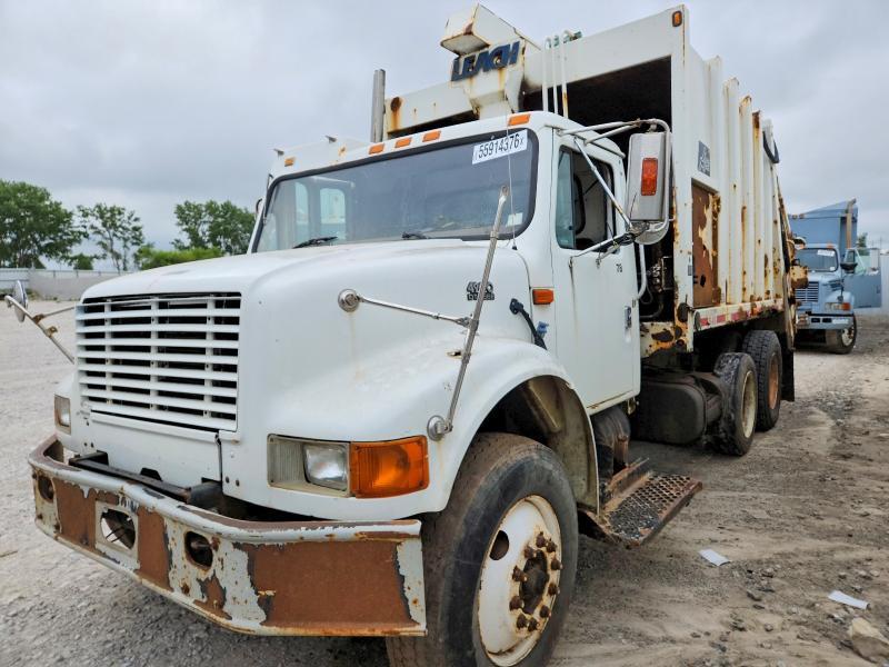 2000 INTERNATIONAL 4900 REFUSE TRUCK — Фото 2 из 10