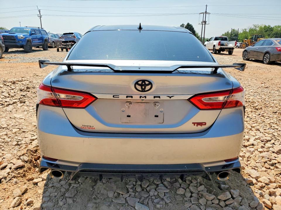 2020 TOYOTA CAMRY TRD — Фото 6 из 13