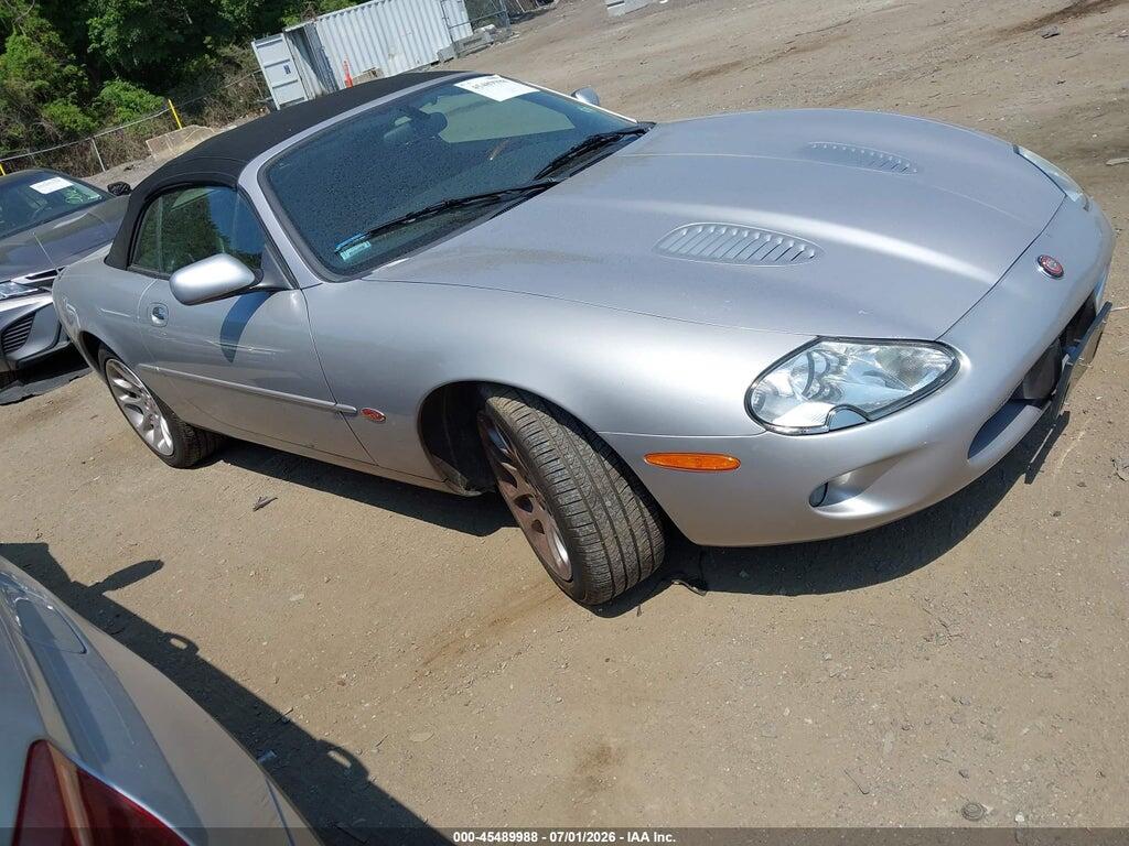 SAJJA42B4YPA05782 2000 JAGUAR XK8 photo no. 1