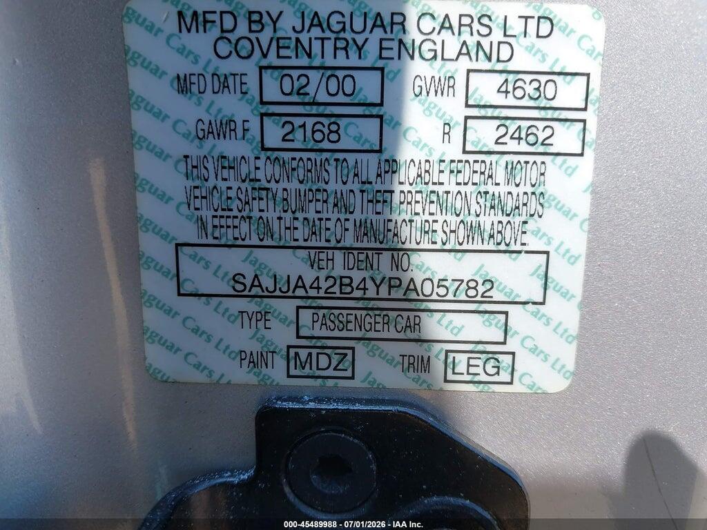 SAJJA42B4YPA05782 2000 JAGUAR XK8 photo no. 9