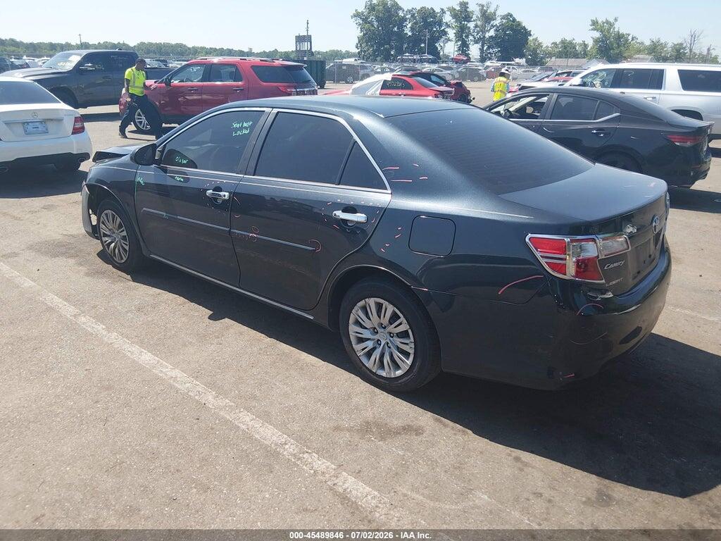 4T4BF1FK8ER341962 2014 TOYOTA CAMRY photo no. 3