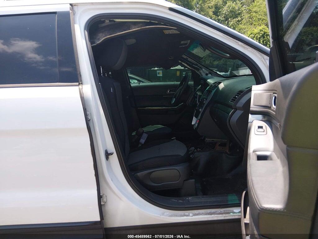 1FM5K8AR2EGA14522 2014 FORD UTILITY POLICE INTERCEPTOR photo no. 5