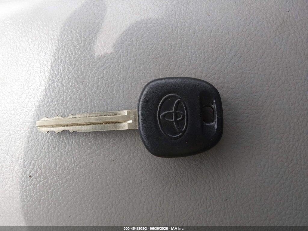 2T1BU4EE3BC656310 2011 TOYOTA COROLLA photo no. 11