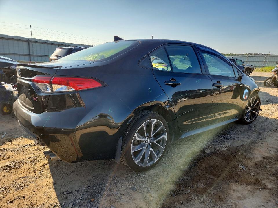 2020 TOYOTA COROLLA SE — Фото 3 из 13