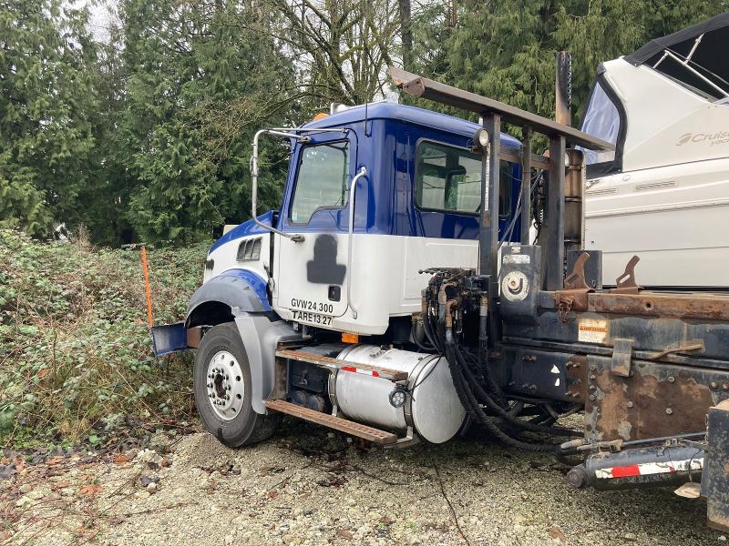 2008 MACK 800 GU800 — Фото 10 из 13