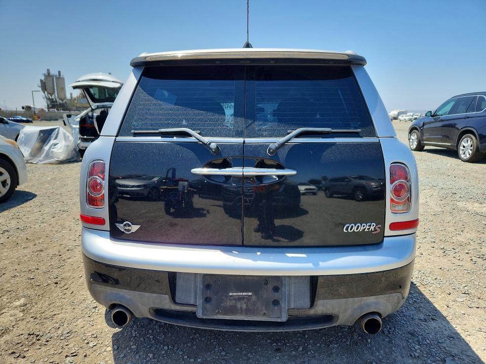 2011 MINI COOPER S CLUBMAN — Фото 6 из 12