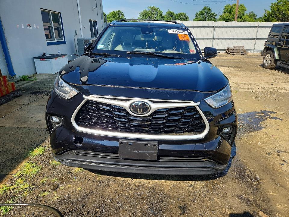 2020 TOYOTA HIGHLANDER XLE — Фото 5 из 12
