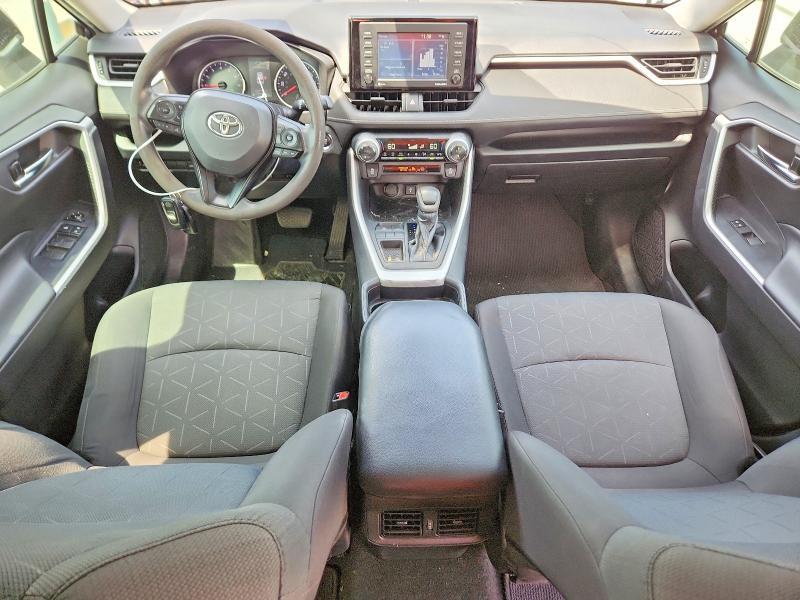 2020 TOYOTA RAV4 XLE — Фото 8 из 13