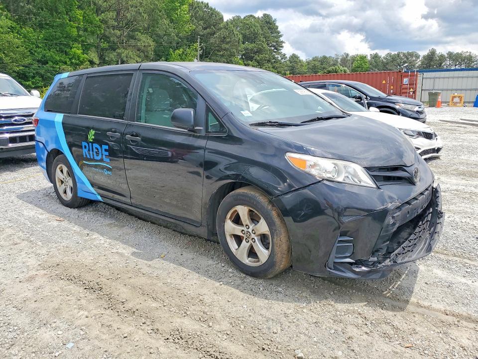 2020 TOYOTA SIENNA L — Фото 4 из 13