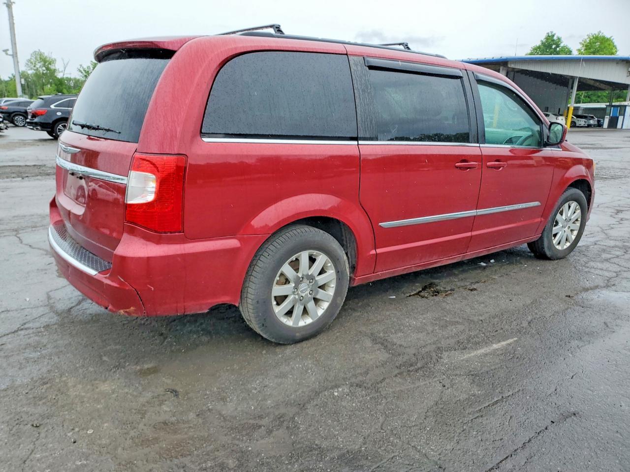 2016 CHRYSLER TOWN & COUNTRY TOURING — Фото 3 из 13