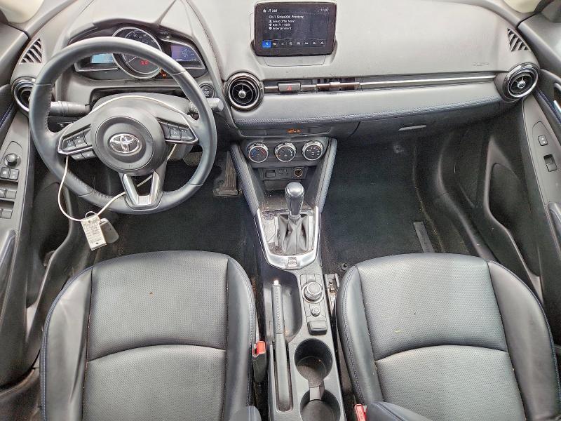 3MYDLBJV0LY714348 2020 TOYOTA YARIS HATCHBACK photo no. 8