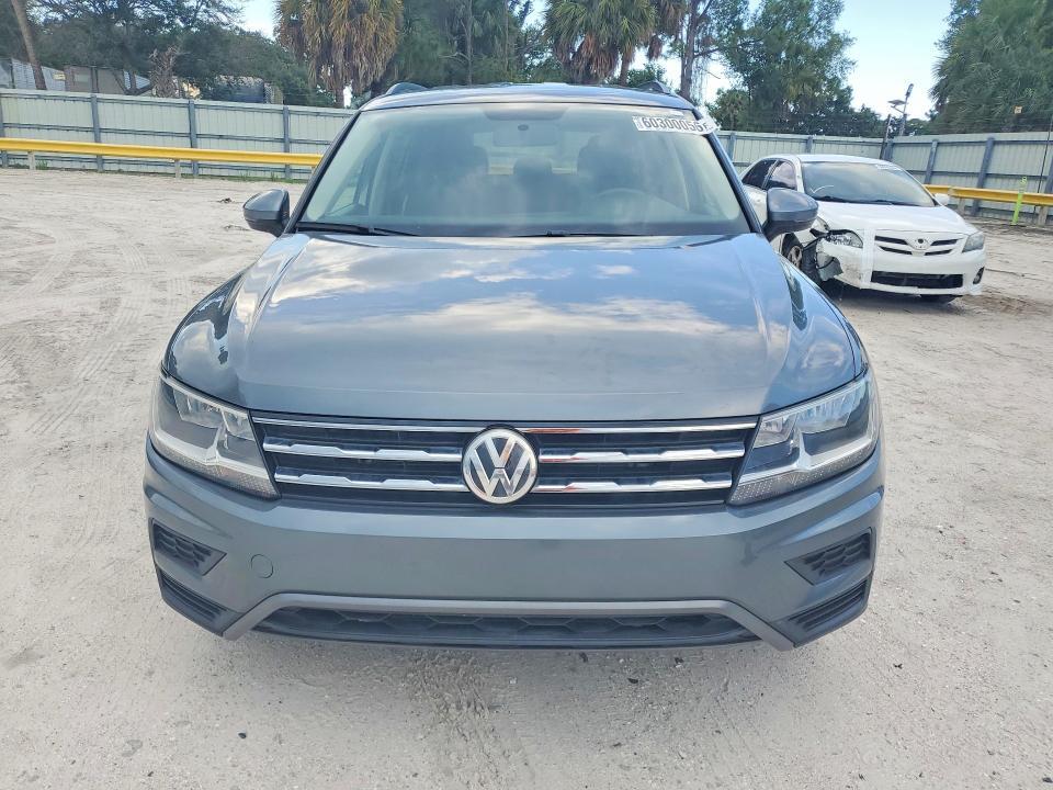 2020 VOLKSWAGEN TIGUAN S — Фото 5 из 13