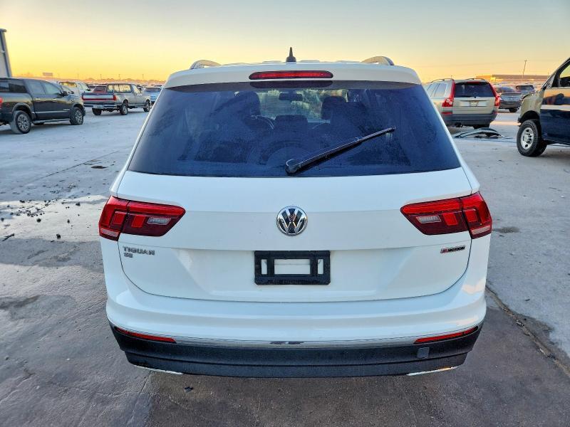 2020 VOLKSWAGEN TIGUAN SE — Фото 6 из 14