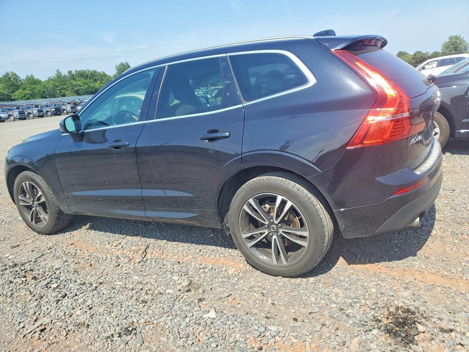 2020 VOLVO XC60 T5 MOMENTUM — Фото 2 из 13
