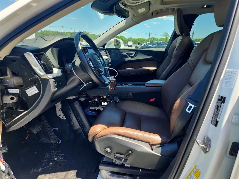 2020 VOLVO XC60 T5 INSCRIPTION — Фото 7 из 12