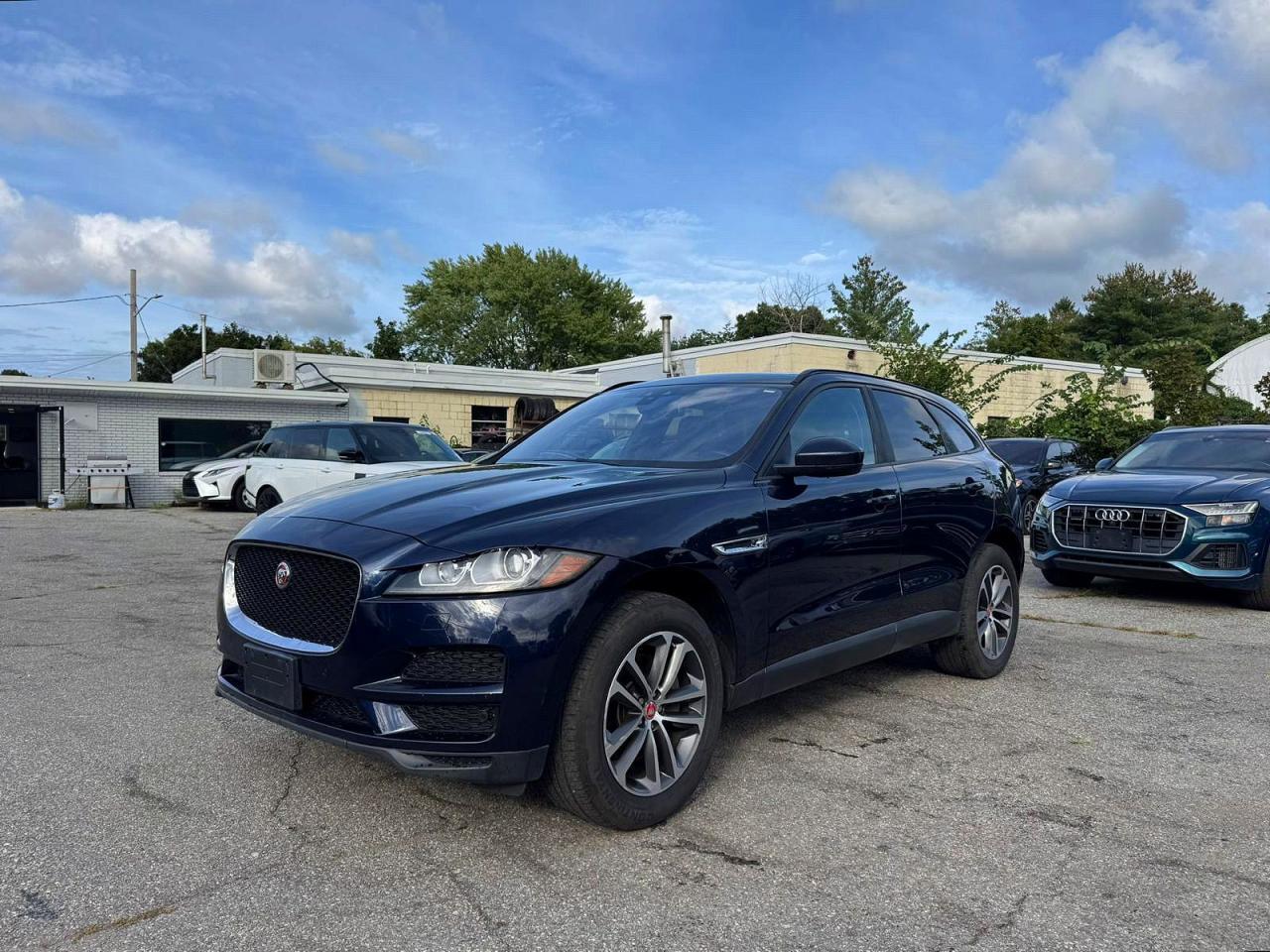 2017 JAGUAR F-PACE 35T PREMIUM — Фото 2 из 10