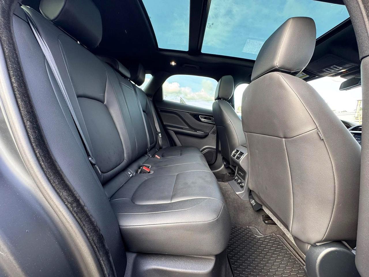 2017 JAGUAR F-PACE 35T PREMIUM — Фото 6 из 10