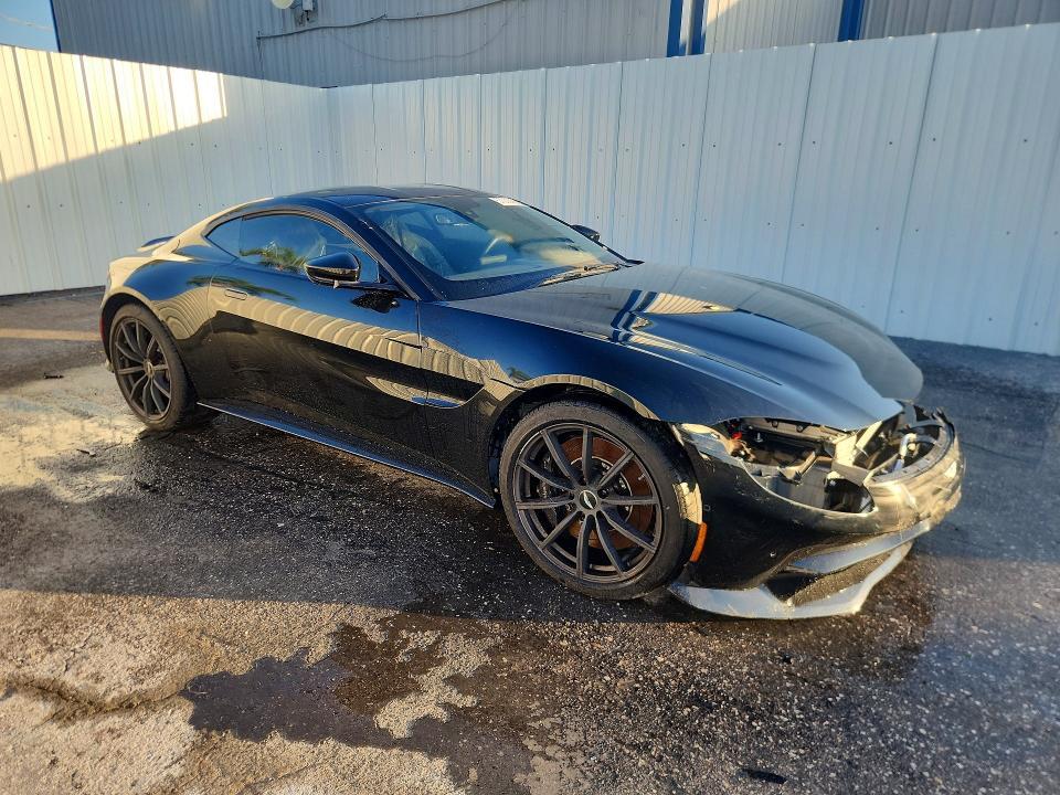 2019 ASTON MARTIN VANTAGE — Фото 4 из 13