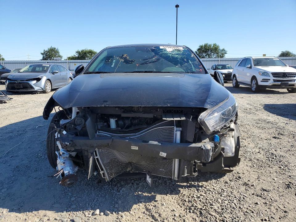 2024 KIA FORTE GT LINE — Фото 5 из 13