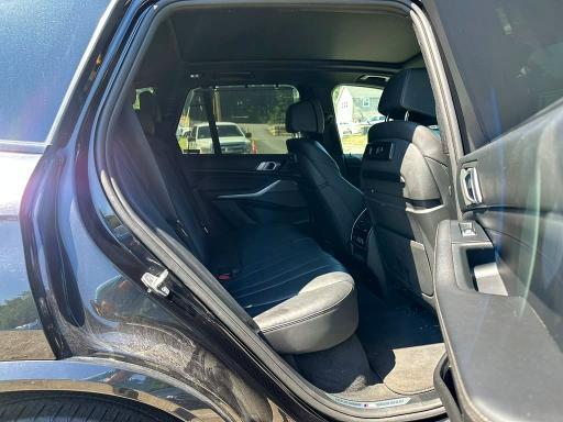 2019 BMW X5 XDRIVE50I — Фото 7 из 10