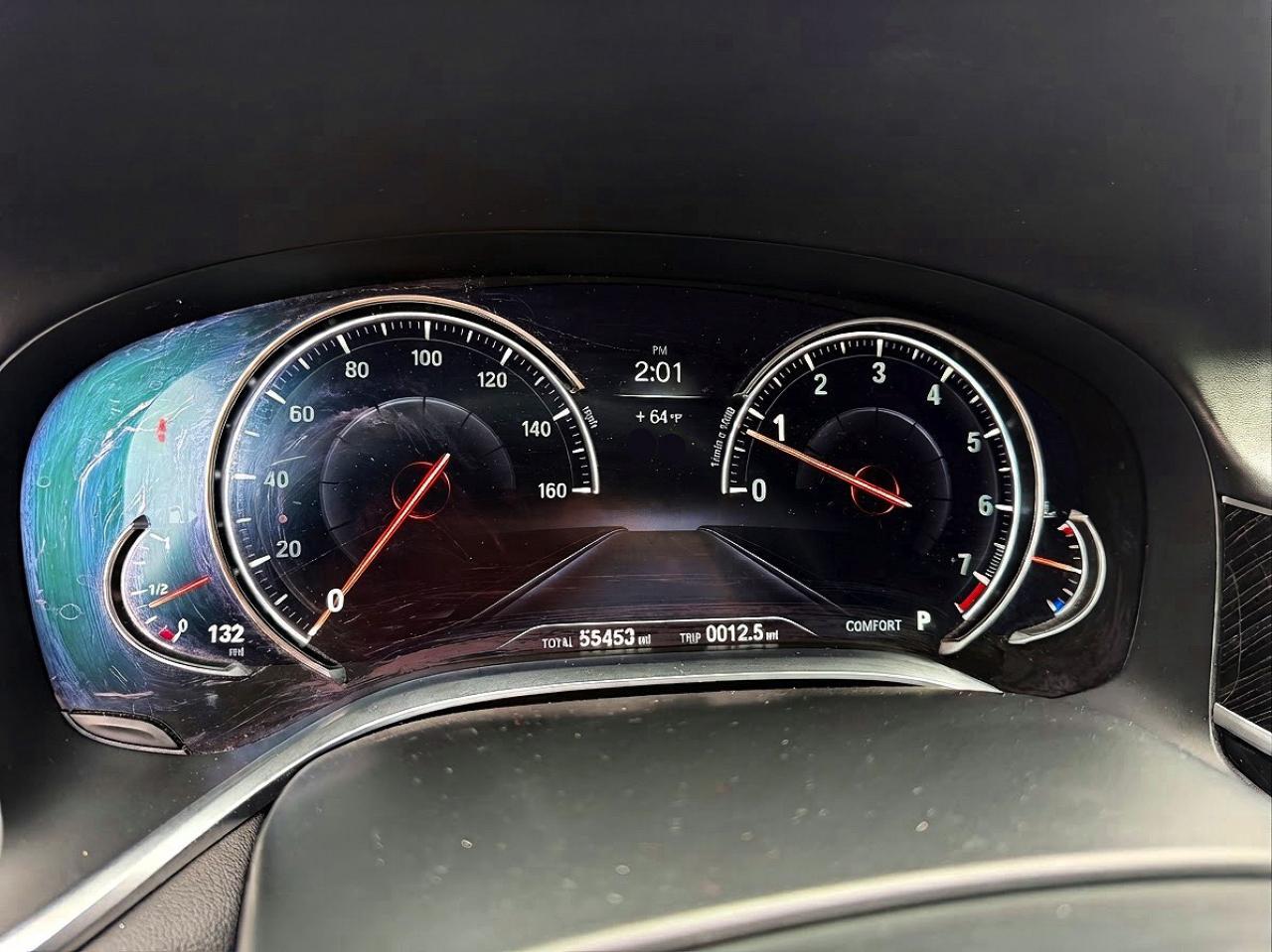 2019 BMW 750 XI — Фото 8 из 15