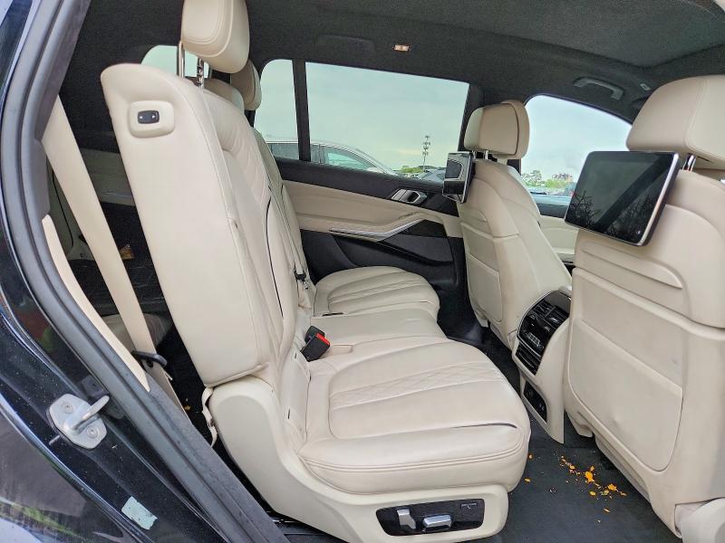 2019 BMW X7 XDRIVE40I — Фото 11 из 13