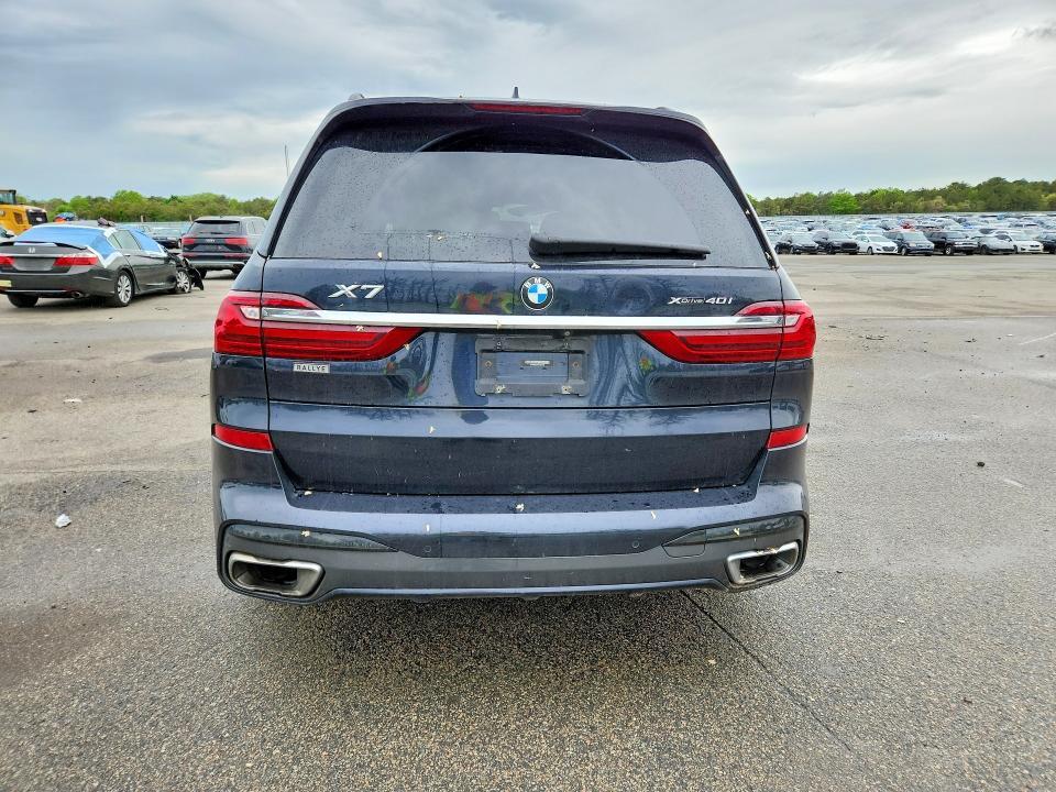 2019 BMW X7 XDRIVE40I — Фото 6 из 13