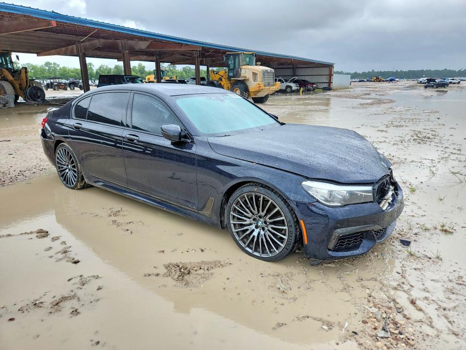2019 BMW 740 I — Фото 4 из 12